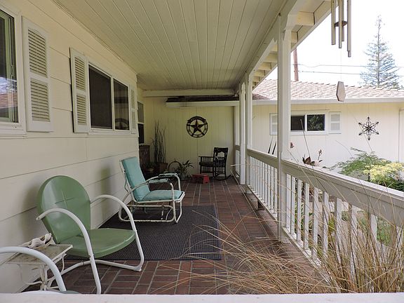 3rd image of 6661 Southgate Dr