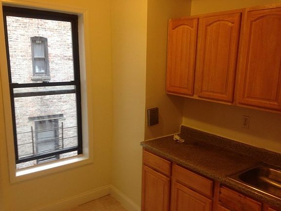 2nd image of 526 W 147th St APT 1