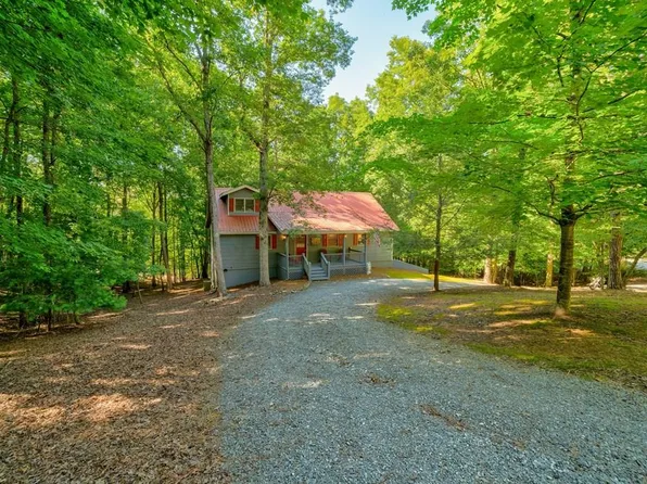 1930 Newport Dr, Ellijay, GA 30540