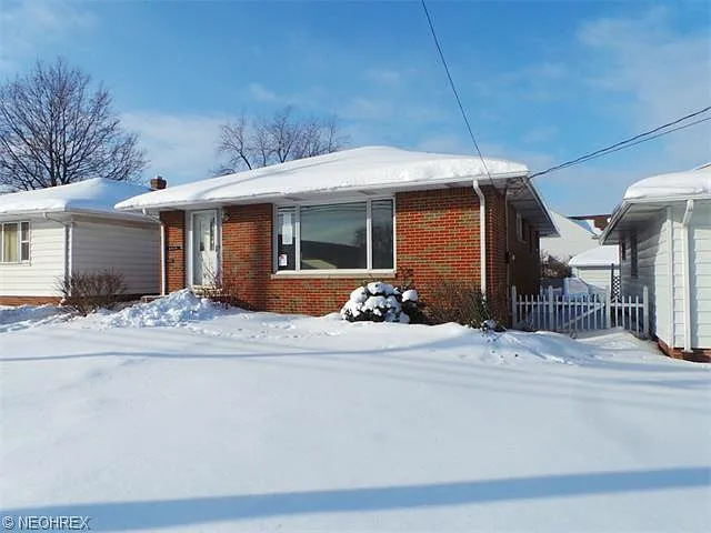 5400 Turney Rd photo 1