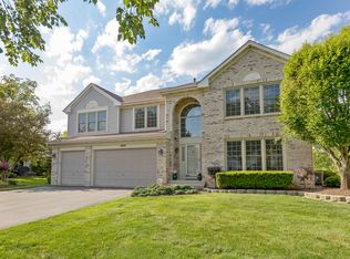 1490 White Chapel Ln, Algonquin, IL 60102
