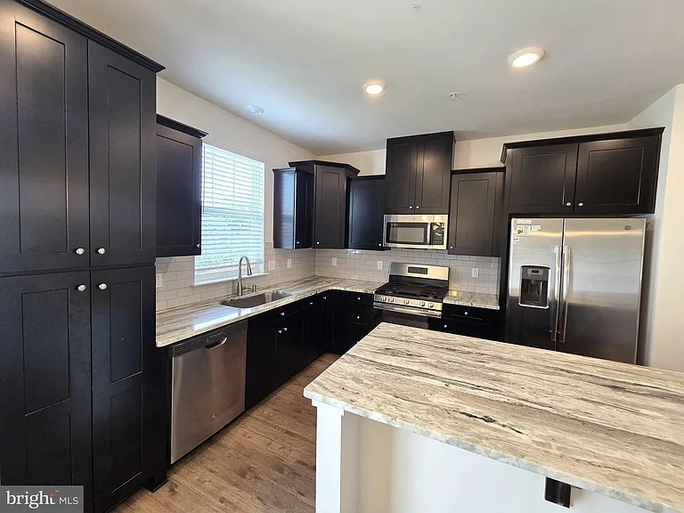 1883 Boulder Dr — Photo 17
