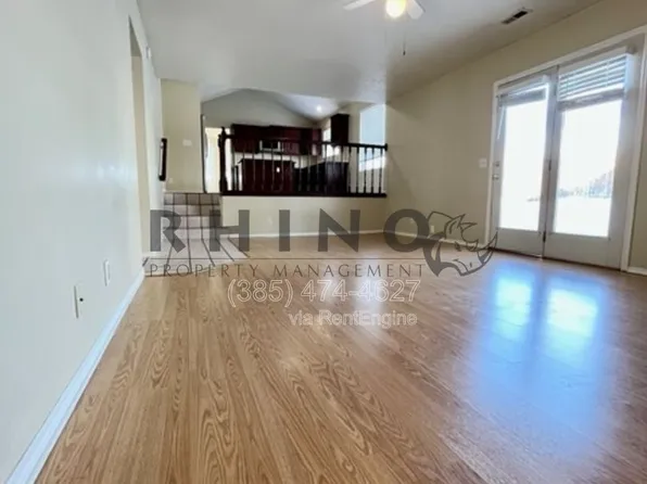 10319 S Ashley Park Dr, Sandy, UT 84092