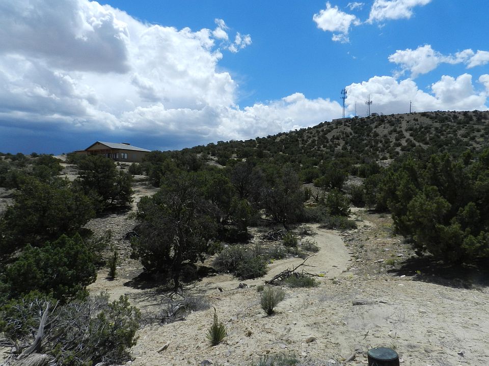 2nd image of 1501 Vista Hermosa Trl