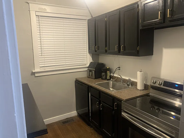 4522-4524 Cleveland Ave #1F — Photo 3