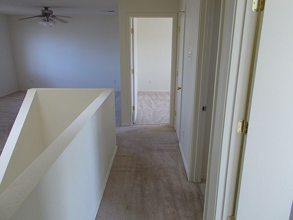 4th image of 10409 Condor Dr NW