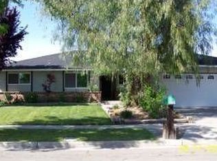 2304 E Warner Ave, Fresno, CA