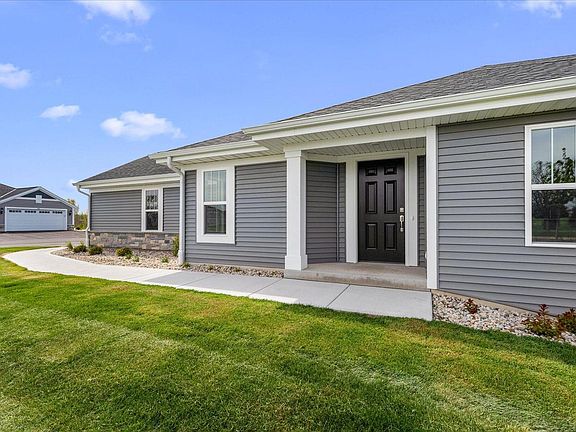 2nd image of 500 Hunter Oaks BOULEVARD #1002