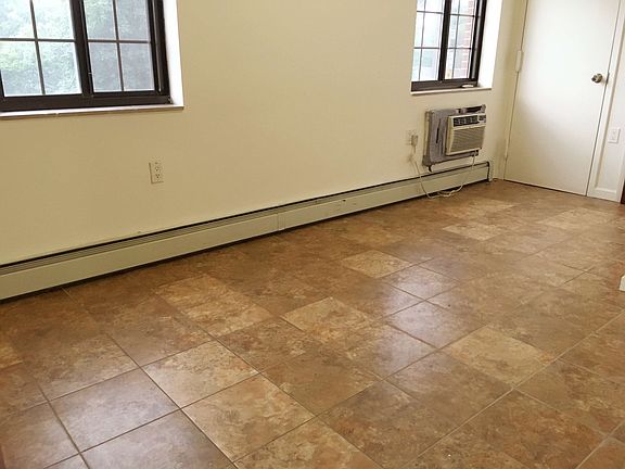 5th image of 3616 Astoria Blvd APT 6A