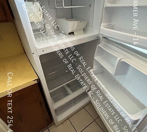 4th image of 1015 Parmer Ave APT 14