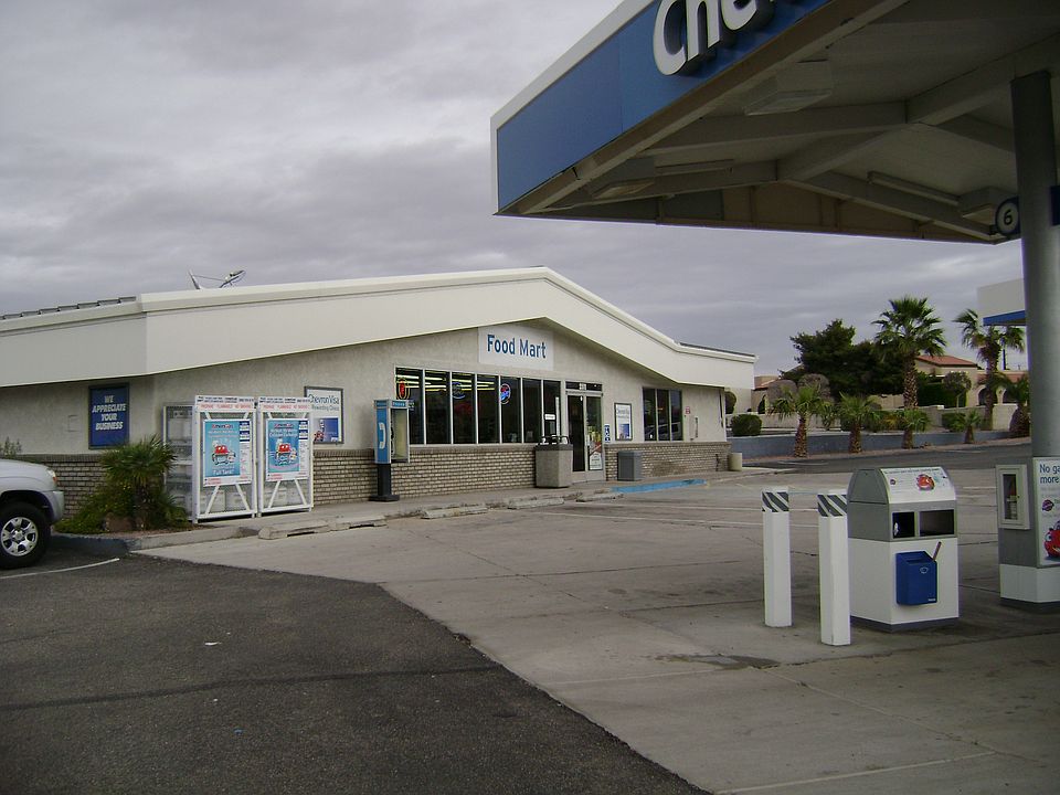 2nd image of 2201 McCulloch Blvd N