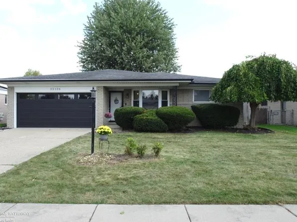 33138 Somerset Dr, Sterling Heights, MI 48312
