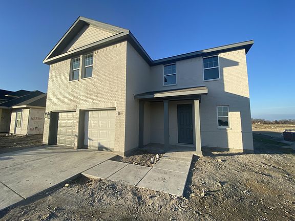 Quick Move In Home by Ashton Woods