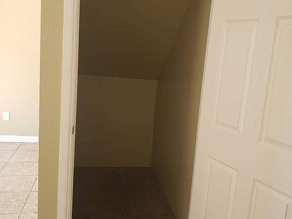 4th image of 1775 E 108th St #108-1775B