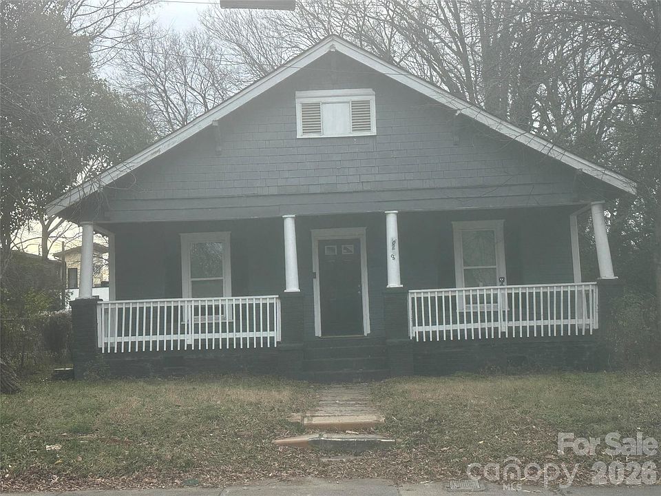 1st image of 628 E 18th St