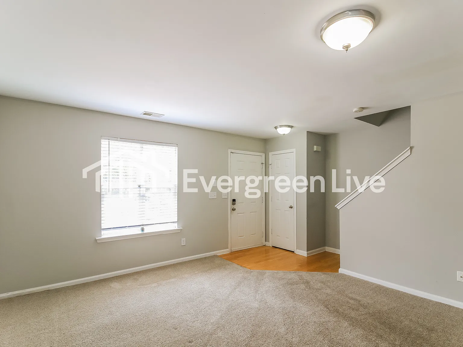 2 bed, 2.5 bath, 1340 sqft, $1,745 — Photo 2