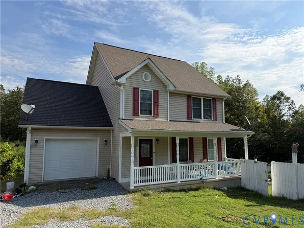 227 Boulder Springs Ln, Louisa, VA 23093