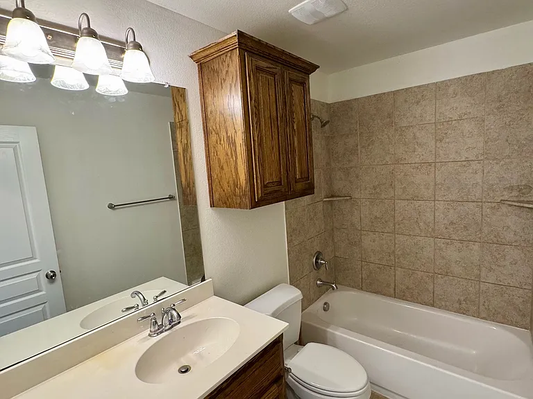 1104 Serendipity Cir — Photo 12