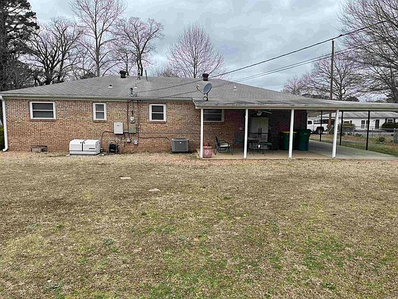 2nd image of 16711 Willis Dr