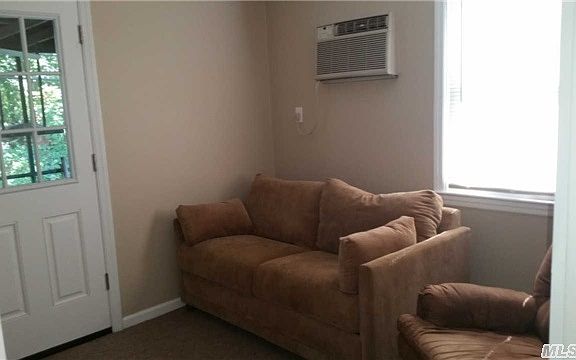 5th image of 98 Browers Ln