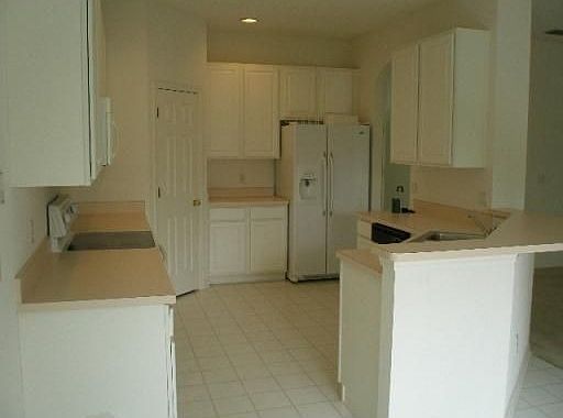 2nd image of 895 Moonluster Dr