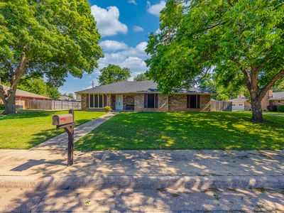 703 Athenia Way, Duncanville, TX, 75137
