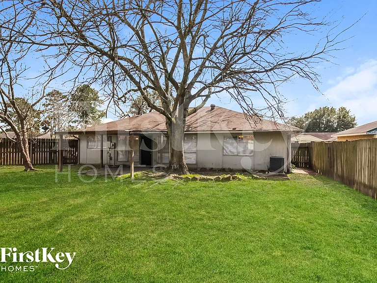 4118 Pinebridge Ln — Photo 15