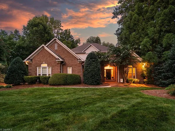 802 Glendevon Ct S, Whitsett, NC 27377