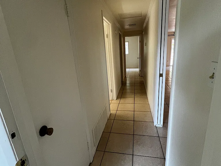 13050 Wanesta Dr — Photo 6