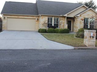 329 Firestone Dr, Meadowlakes, TX 78654
