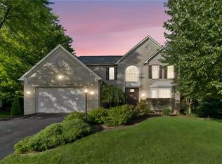 3283 Hidden Brooke Ct, New Castle, PA 16105