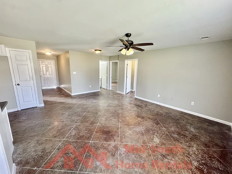 107 Nikki Dr #B — Photo 5