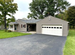 111 Berkey Acres Rd, Greensburg, PA 15601