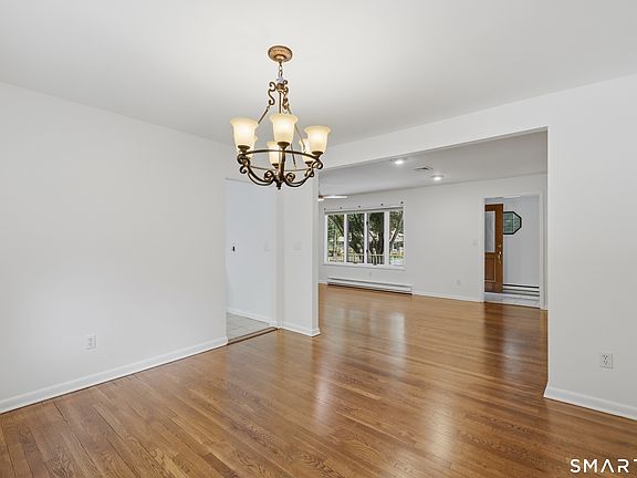5th image of 207 Barncroft Road