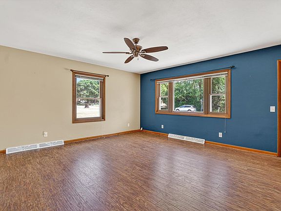 5th image of 500 Newville St