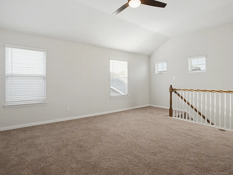 15136 Pandion Dr — Photo 26
