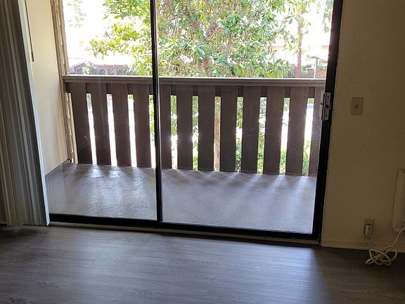 5th image of 12315 Graham St APT 36