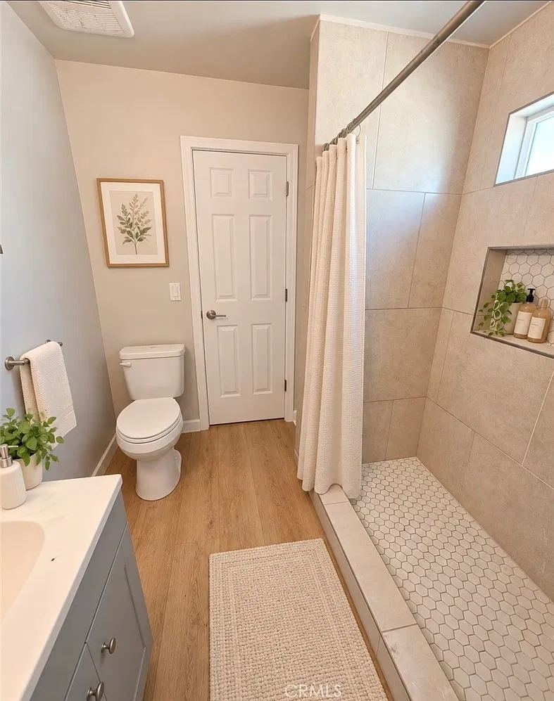 2 bed, 1.5 bath, 700 sqft, $2,800 — Photo 3
