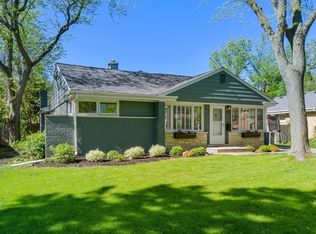 1938 Lincoln Ave, Northbrook, IL