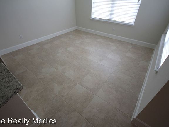 4th image of 9283 Royal Estates Blvd