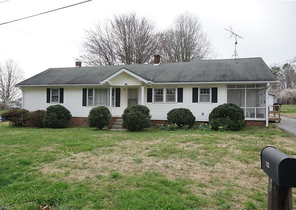 1st image of 732 Coolidge St