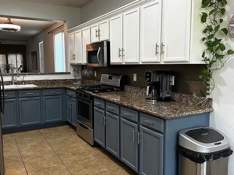 14934 W Georgia Dr — Photo 6