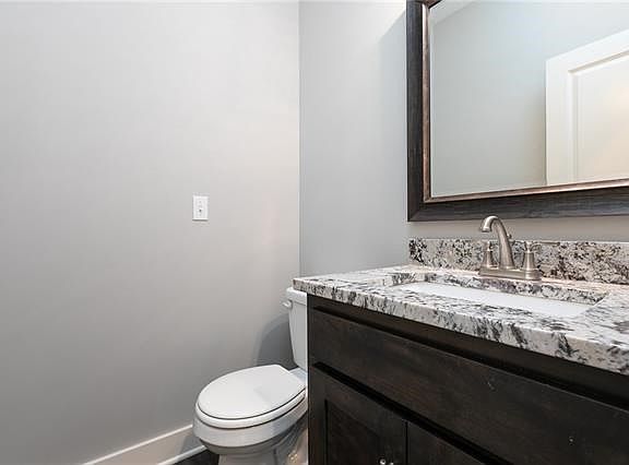 4th image of 4711 NE 95th Ter