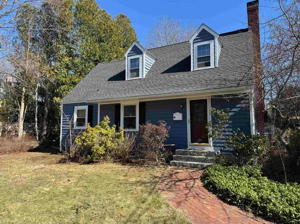 26 Edgewood Road, Durham, NH 03824