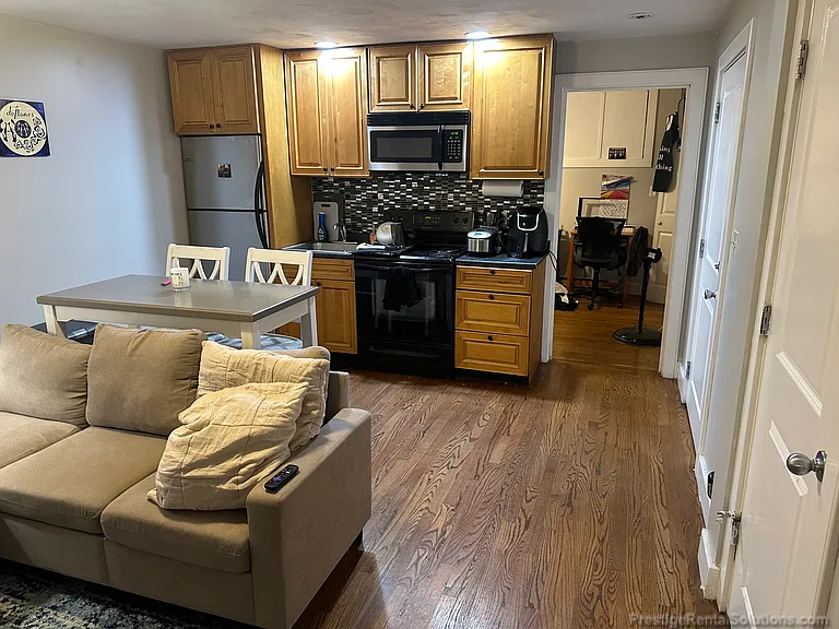 842R Dorchester Ave #2R — Photo 2