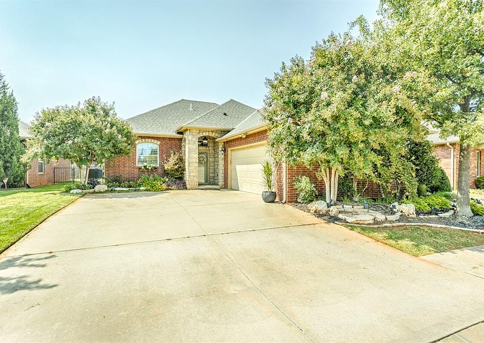 1st image of 10239 Kingston Way