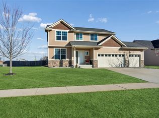 2515 SE Kettleridge Ln, Waukee, IA 50263