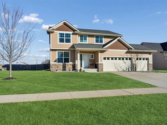 2515 SE Kettleridge Ln, Waukee, IA 50263