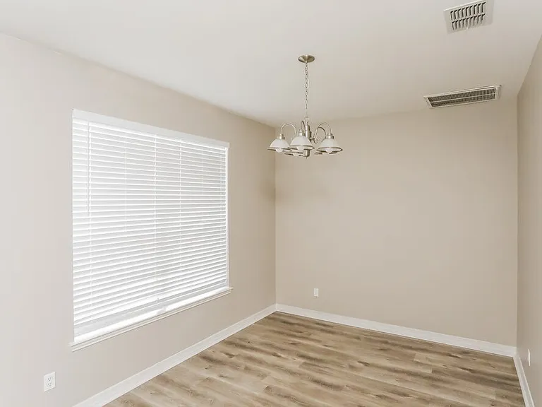 226 Arabian Rd — Photo 5