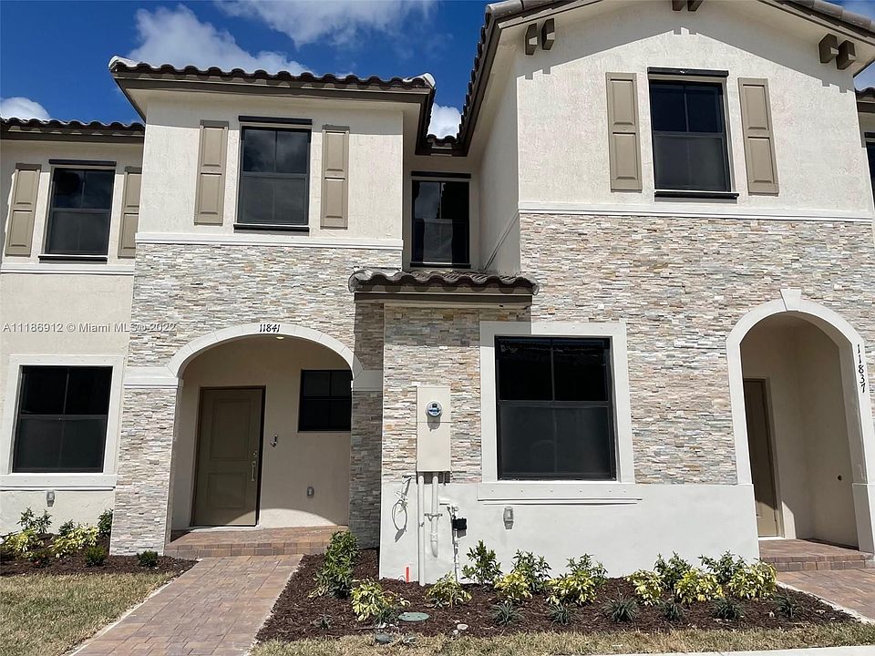 2nd image of 11841 SW 245th Ter #11841